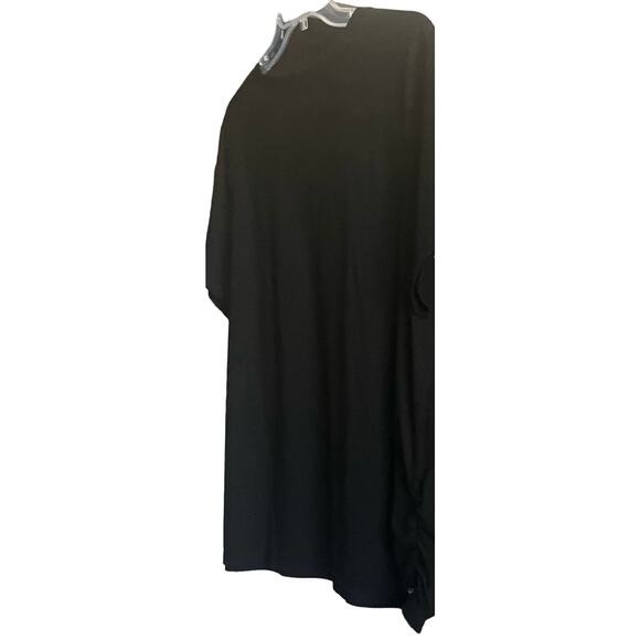 DANSKIN NOW LOOSE SHORT SLV V-NECK T-SHIRT, WOMENS, 4X(26W-28W), BLACK - Picture 5 of 11